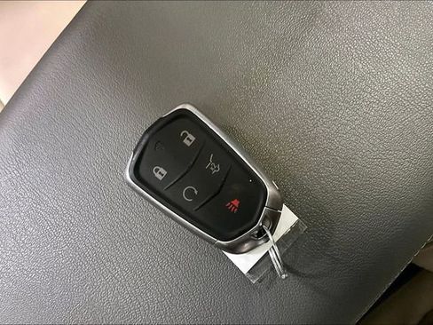 Used 2024 Cadillac XT6 Premium Luxury w/ LPO, Floor Liner Package AWD/4WD image 30