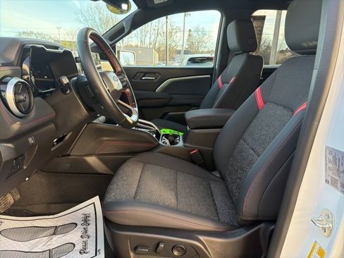 Certified 2024 Chevrolet Colorado Z71 w/ Z71 Convenience Package 2 image 21