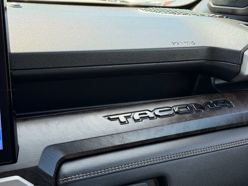 Certified 2025 Toyota Tacoma Limited AWD/4WD image 23