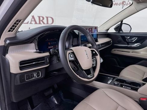 New 2026 Lincoln Corsair Premiere w/ Rear Removable Package Tray FWD image 10