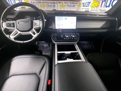 Used 2025 Land Rover Defender 110 S image 21