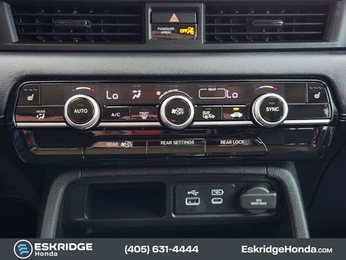 Used 2025 Honda Pilot Touring image 20
