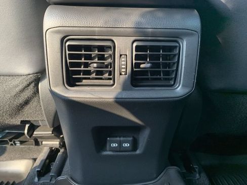 Used 2023 Toyota RAV4 XSE AWD/4WD image 33