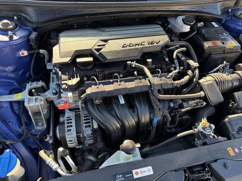 Used 2023 Hyundai Elantra SEL image 23