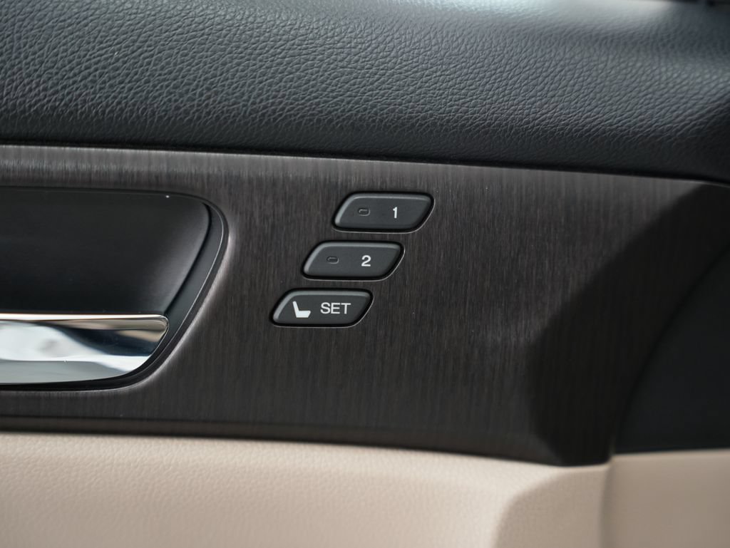 Used 2014 Honda Accord EX-L image 44
