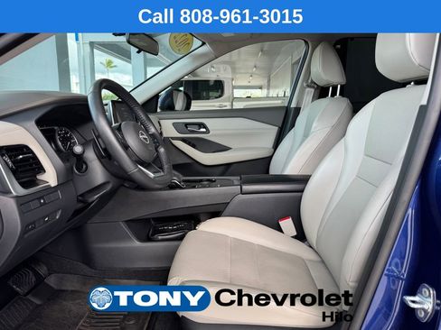 Used 2022 Nissan Rogue SV w/ SV Premium Package FWD image 9