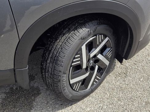 New 2026 Nissan Kicks SV w/ Charging Package image 6