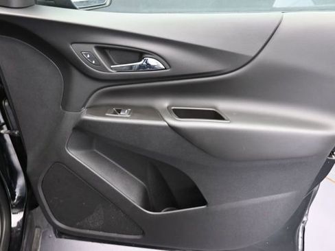 Used 2024 Chevrolet Equinox LT AWD/4WD image 35