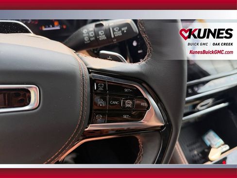 Used 2026 Jeep Grand Cherokee L Summit w/ Obsidian Package AWD/4WD image 18