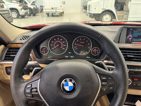 Used 2015 BMW 328i xDrive Wagon AWD/4WD image 16