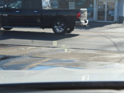 Used 2019 BMW 740i w/ Executive Package image 15