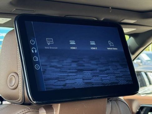 New 2026 Chevrolet Suburban High Country AWD/4WD image 26