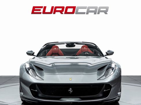 Used 2022 Ferrari 812 GTS image 10