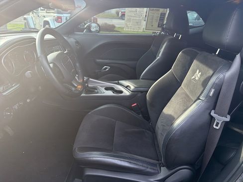 Used 2021 Dodge Challenger R/T Scat Pack w/ Plus Package image 9