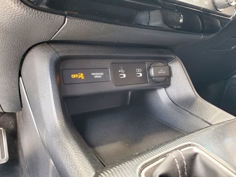 Used 2025 Honda Civic Sport image 28