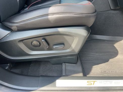 Certified 2024 Ford Explorer ST-Line w/ Class IV Trailer Tow Package AWD/4WD image 12