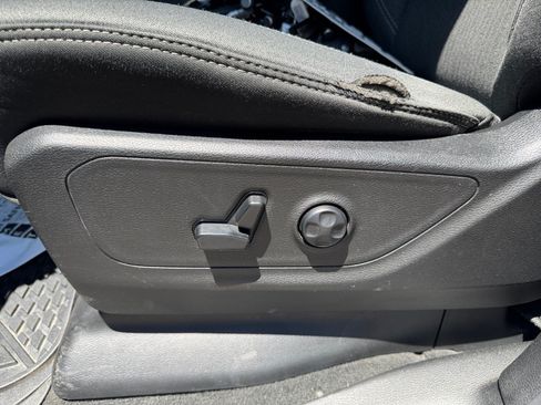 Used 2019 RAM 1500 Big Horn AWD/4WD image 14