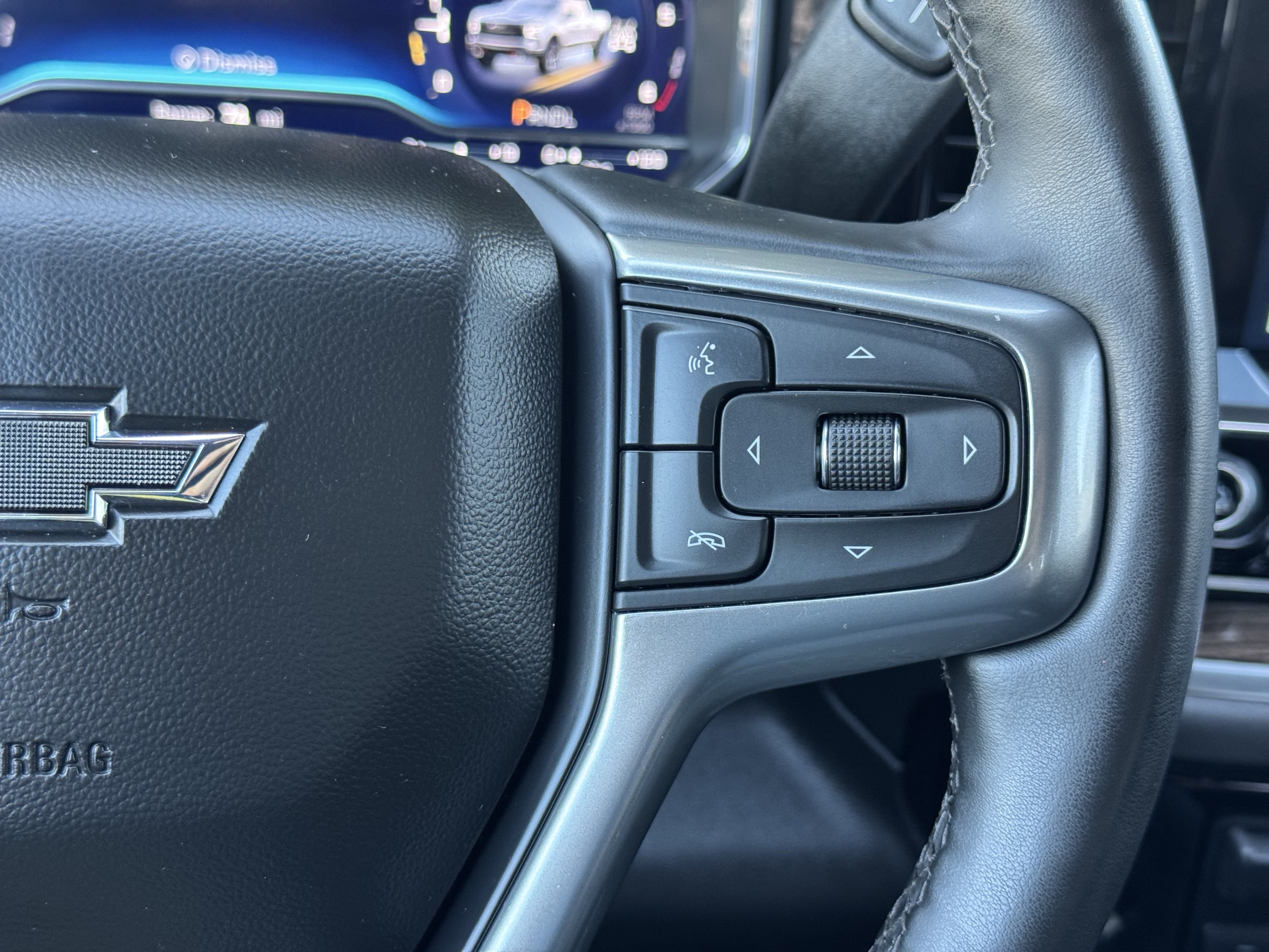 Used 2025 Chevrolet Silverado 1500 LT Trail Boss w/ Protection Package AWD/4WD image 29