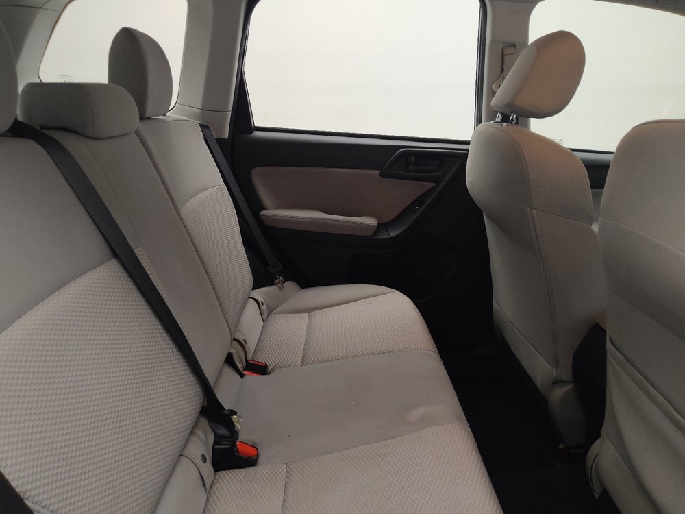 Used 2014 Subaru Forester 2.5i AWD/4WD image 19