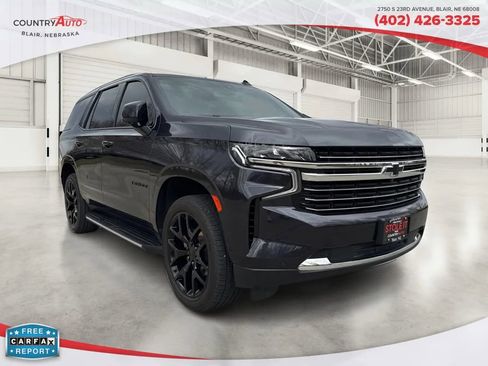 Used 2022 Chevrolet Tahoe LT w/ Luxury Package image 8
