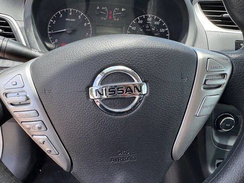 Used 2016 Nissan Sentra S image 33