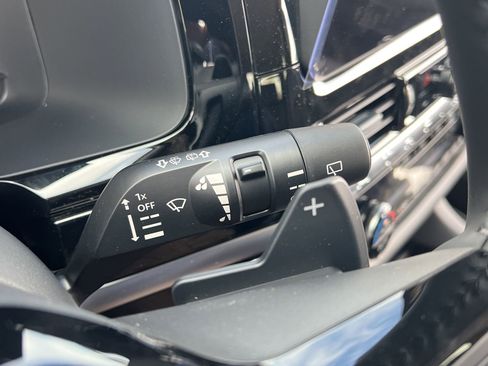 New 2026 Nissan Pathfinder SL image 11