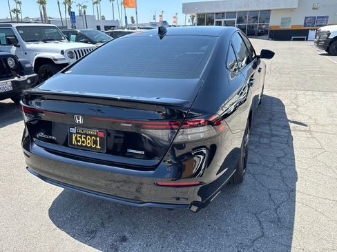 Used 2025 Honda Accord Sport image 14