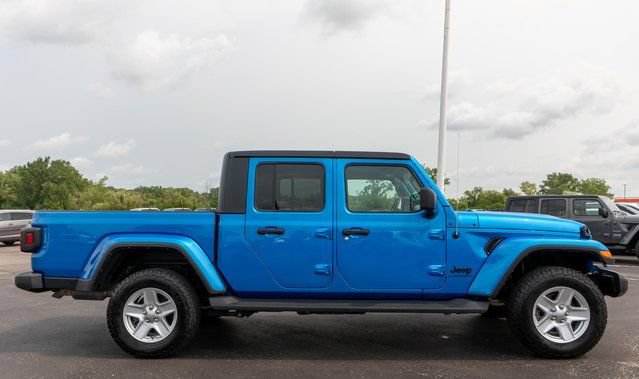 Used 2022 Jeep Gladiator Sport AWD/4WD image 5