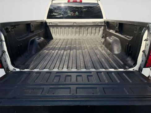 Used 2018 GMC Sierra 1500 SLE w/ SLE Value Package image 15