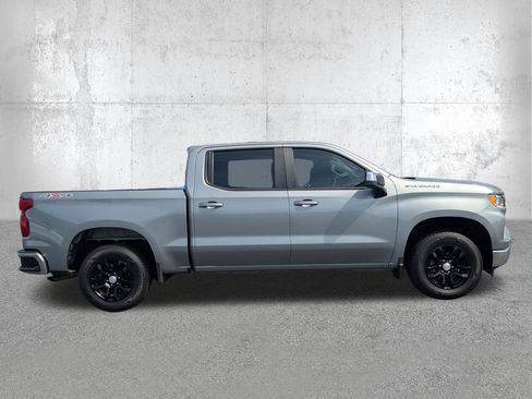 Used 2023 Chevrolet Silverado 1500 LT AWD/4WD image 3
