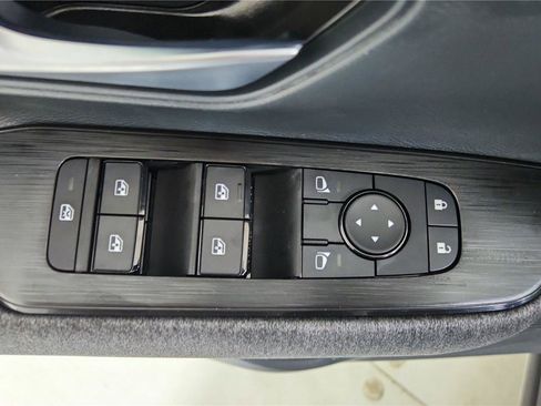 New 2026 Nissan Kicks SV w/ Cold Weather Package image 16