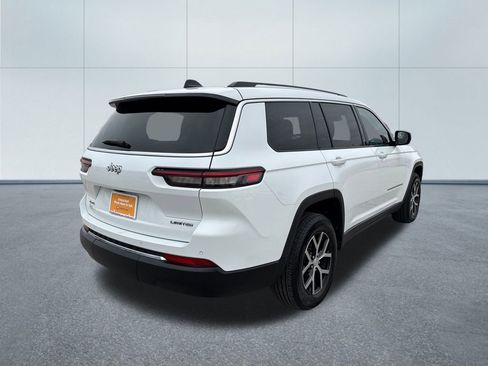 Certified 2023 Jeep Grand Cherokee L Limited image 6