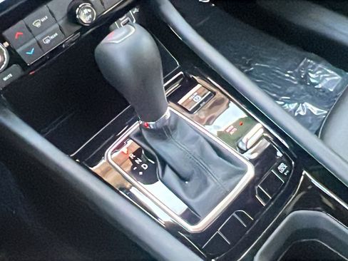 New 2025 Jeep Compass Latitude w/ Altitude Special Edition image 24