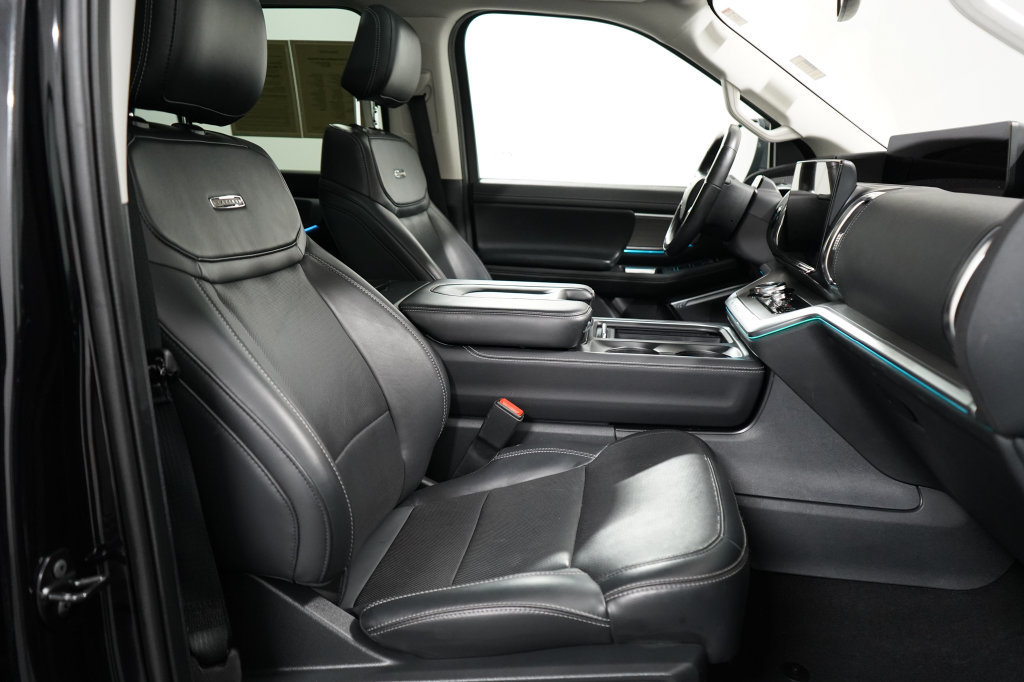 Certified 2025 Ford Expedition Max Platinum AWD/4WD image 23