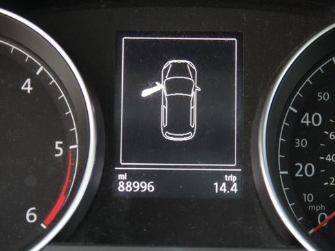 Used 2015 Volkswagen Golf TDI SEL FWD image 34