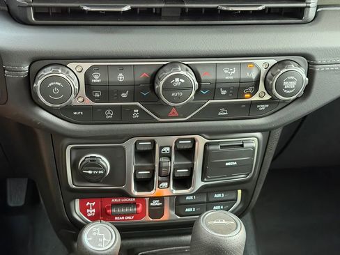 New 2026 Jeep Gladiator Mojave AWD/4WD image 20