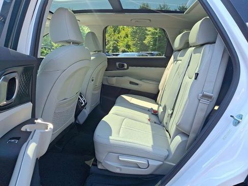 New 2026 Kia Sorento S w/ S Panoramic Sunroof Package image 5