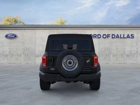 New 2025 Ford Bronco 4-Door image 5