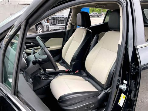 Used 2020 Buick Encore Preferred w/ Safety Package FWD image 8