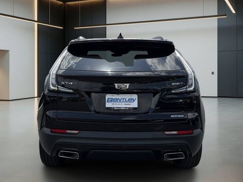 Used 2020 Cadillac XT4 Sport w/ Cold Weather Package FWD image 5