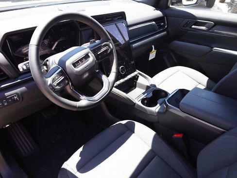 New 2027 GMC Terrain AT4 w/ Convenience Package III AWD/4WD image 12