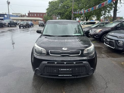 Used 2015 Kia Soul FWD image 3