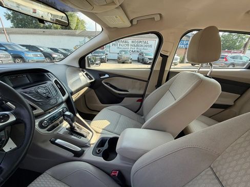 Used 2012 Ford Focus SEL FWD image 16
