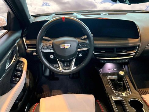 Used 2025 Cadillac CT5 V Blackwing w/ Precision Package image 8