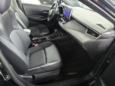 Used 2024 Toyota Corolla XSE FWD image 11