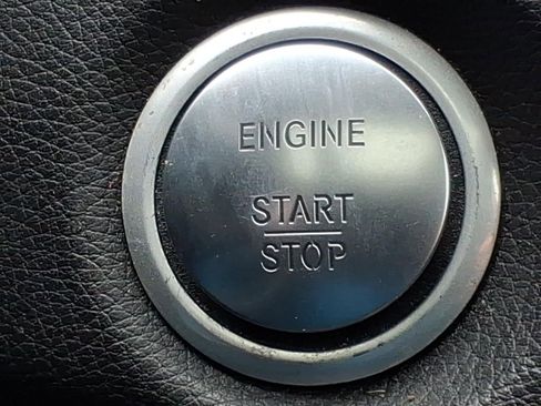 Used 2016 Mercedes-Benz GLA 250 GLA 250 image 23