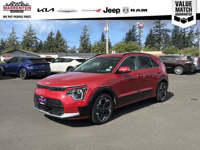 Used 2023 Kia Niro Wind w/ Wind Preserve Package