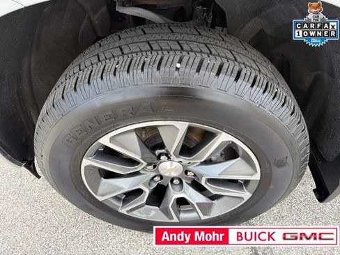 Used 2024 Chevrolet Silverado 1500 LT AWD/4WD image 16
