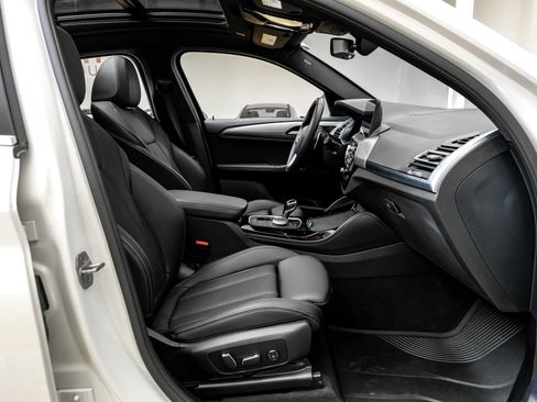 Used 2025 BMW X4 xDrive30i image 36