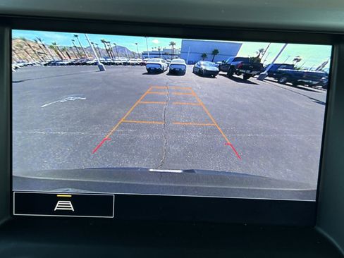 Used 2023 GMC Acadia SLT image 19